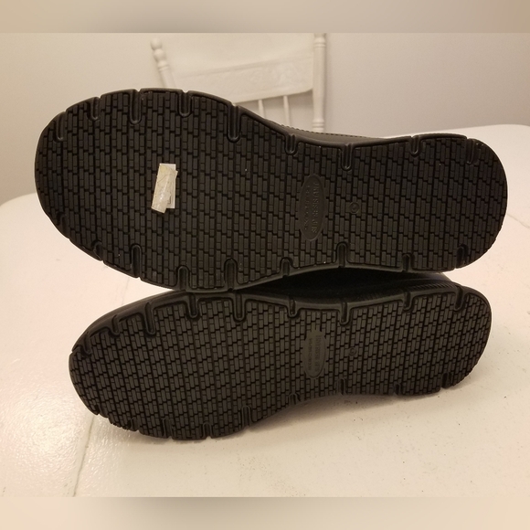 NWT Skechers Men\'s Nampa Groton Service Slip on Shoes  Wide Fit  Black Size 10 main image 10